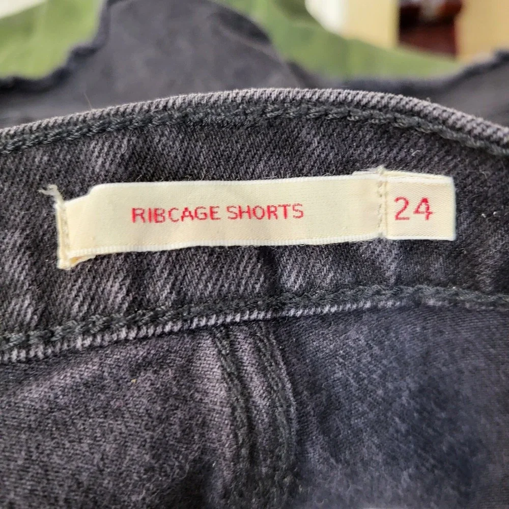 Levi's 501 Womens‎ Shorts 24 Black Big E Ribcage Cut Off High Rise Button Fly